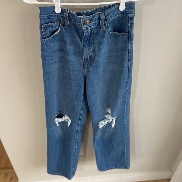 Levi’s High Waisted Straight Distressed Jeans - Size 25 - Picture 6 of 16